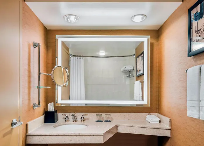 Tradition King Room