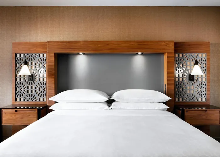 Tradition King Room